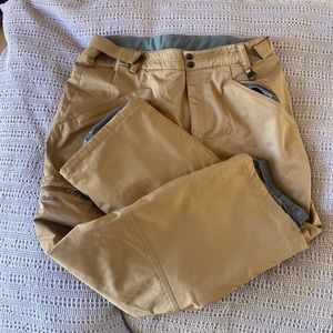Boulder gear snowboarding pants
